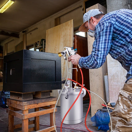 15L Paint Tank with Adjustable Spray Gun & Air Hoses