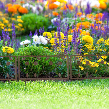 4-part flower bed fence in metal