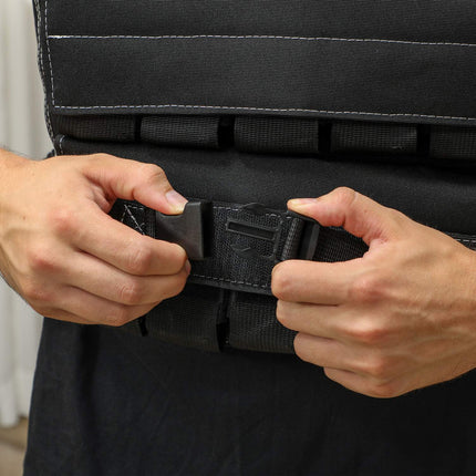 Adjustable 20 kg weight vest with reflective strips for fitness