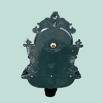 Antique Green XL Wall Fountain – Cast Aluminium