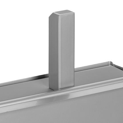Ashtray with spade in silver