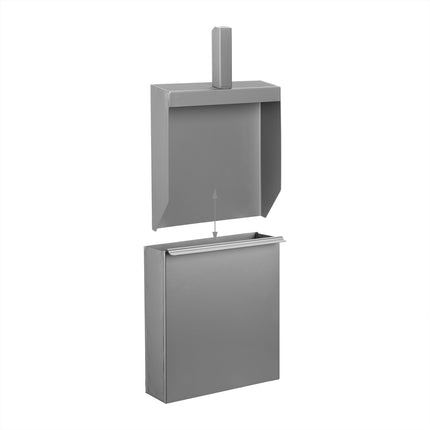 Ashtray with spade in silver