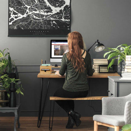 Bamboo screen stand