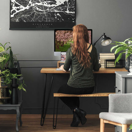 Bamboo screen stand