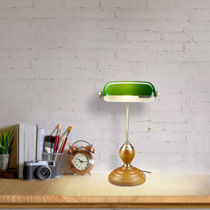 Banker lamp with pull switch