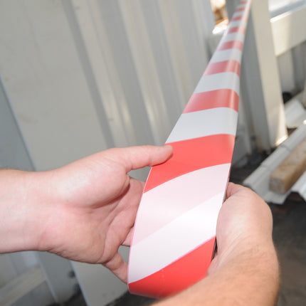 Barrier tape in red & white 200 m