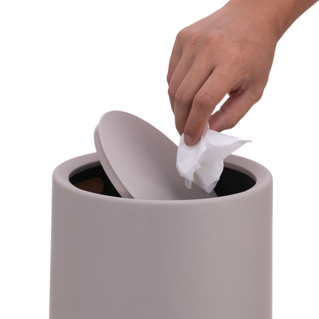 Kosz łazienkowy z pokrywą uchylną, 6 l, plastikowy