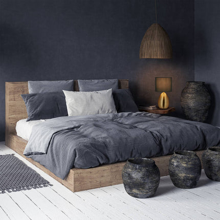 Bedside lamp with touch function brass