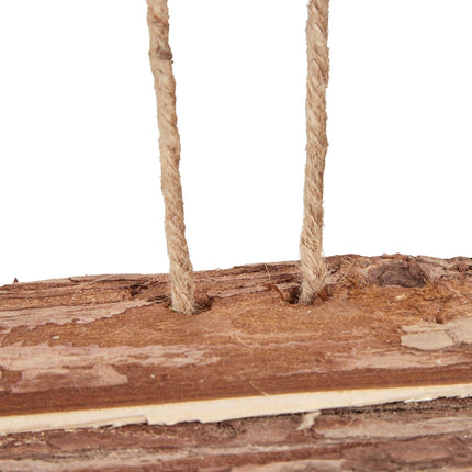 Bird feeder with suspension