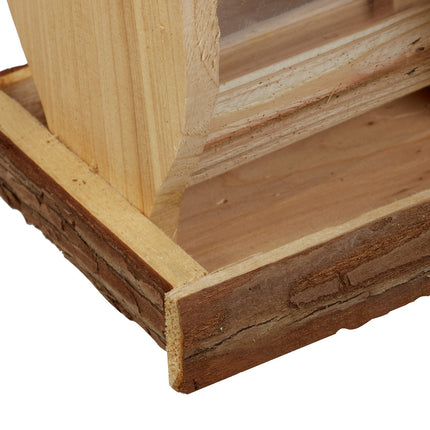 Bird feeder with suspension
