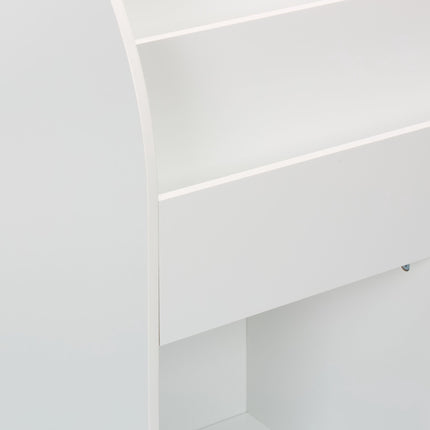Bookshelf for children
