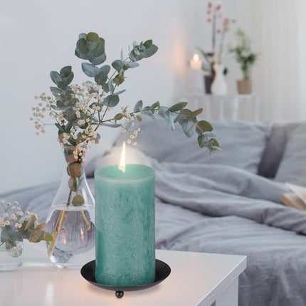 Candlesticks with pillar candles, 4 pcs