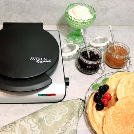 Ceramic Waffle Iron, Silver Finish