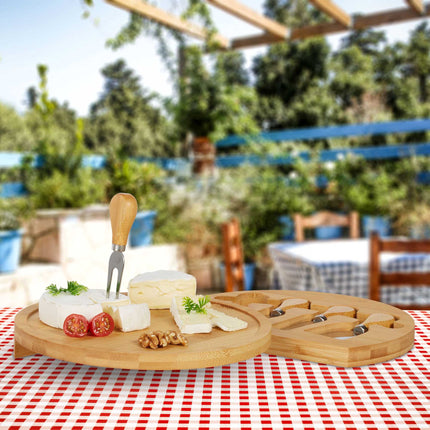 Cheese tray in bamboo with cutlery set in 4 parts