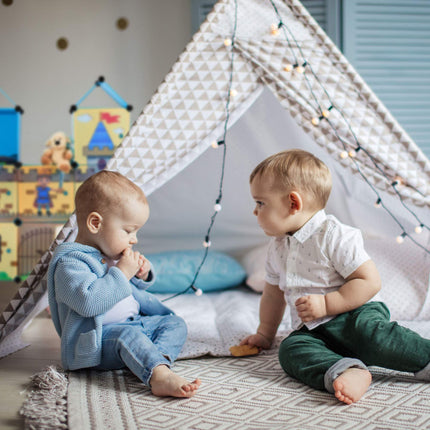 Children's room like a knight's castle