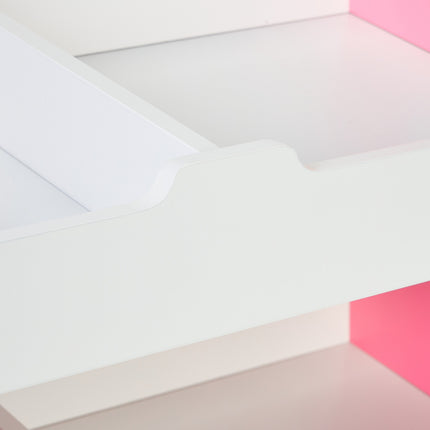 Children's shelf with 5 compartments