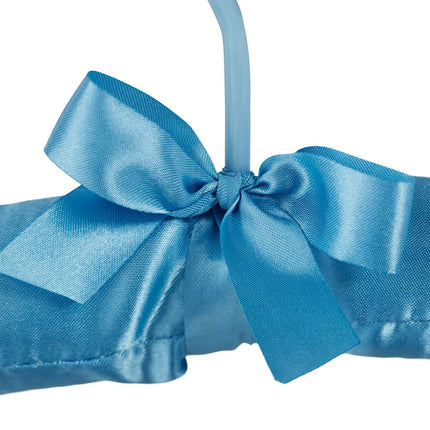 Clothes hanger in satin