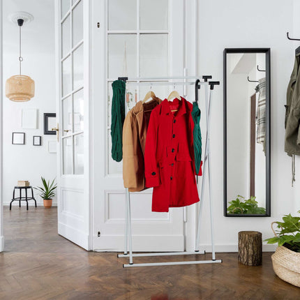 Clothes hanger retractable metal