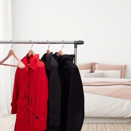 Clothes hangers in cedar wood set of 5