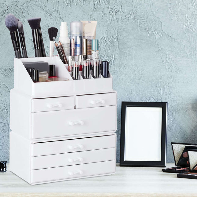 Cosmetics storage with 6 drawers