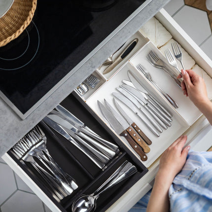 Cutlery Tray with Handle – 4 Compartments, Bamboo