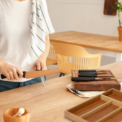 Cutlery box in bamboo