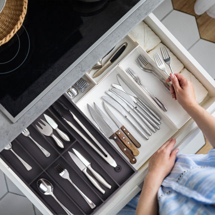 Cutlery tray in bamboo for drawers