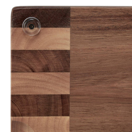 Cutting board in acacia wood