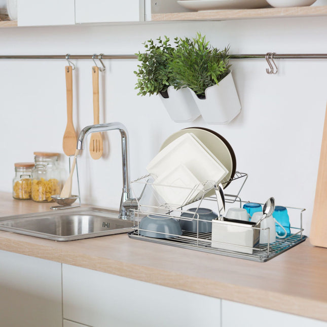 Dish rack with cutlery basket