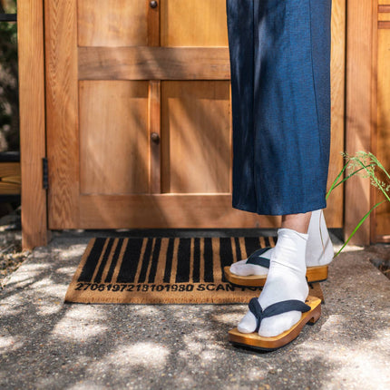 Doormat coconut fiber barcode