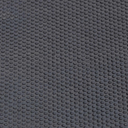 Dotted coconut fiber doormat