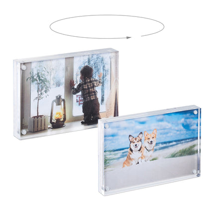 Double-sided picture frame in acrylic