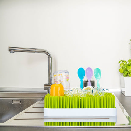 Dropper stand for baby bottle