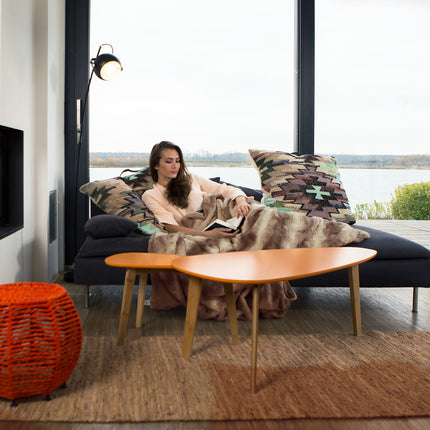 Faux fur blanket in brown
