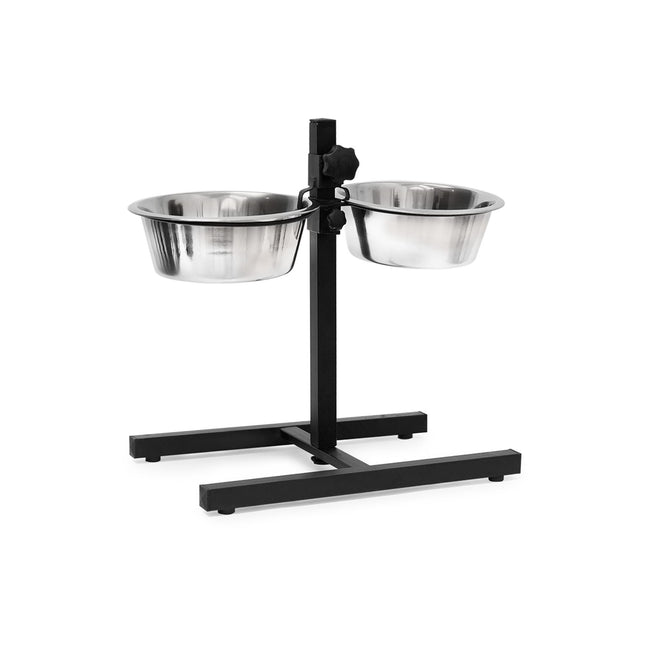 Feeding station for dogs can be raised and lowered