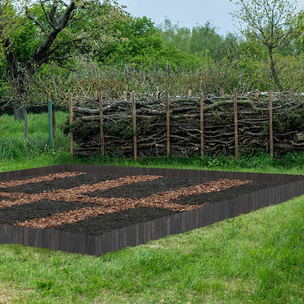 Flexible Wooden Garden Bed Edging – Spruce, Wire Backing