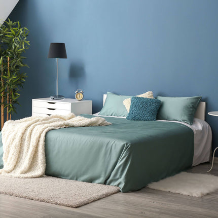 Flexible table lamp with fabric shade