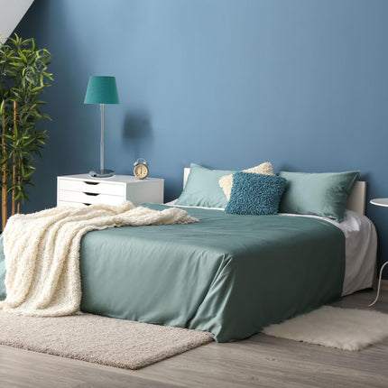 Flexible table lamp with fabric shade