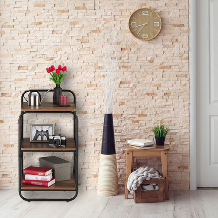 Floor shelf with 3 shelves
