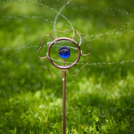 Flower-shaped garden sprinkler