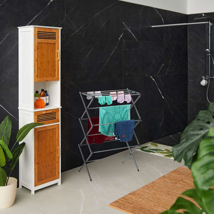 Foldable coat hanger in metal