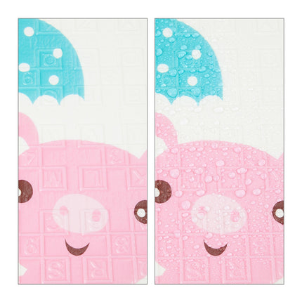 Foldable play mat with animal motifs
