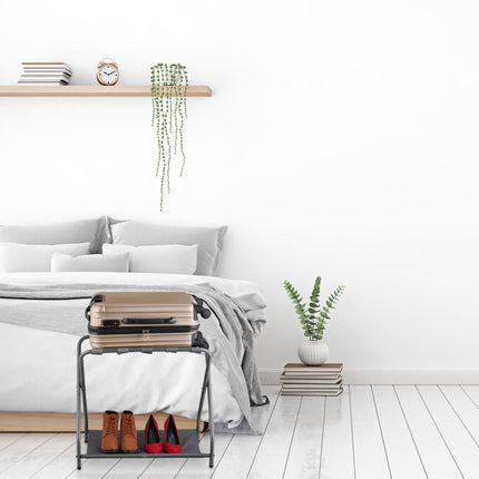 Folding coat rack in metal