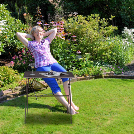 Folding garden table with wooden look