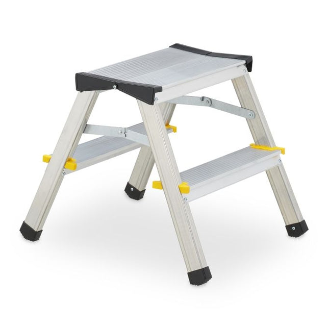 Folding stepladder in aluminium