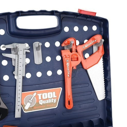 Folding workshop for boys