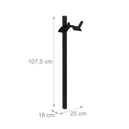 Freestanding hose holder