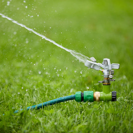 Garden sprinkler 14 m range