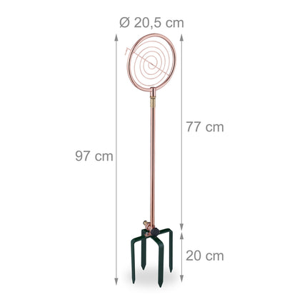Garden sprinklers with spiral
