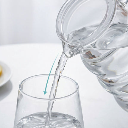 Glass Carafe with Lid and Handle – Easy Pouring